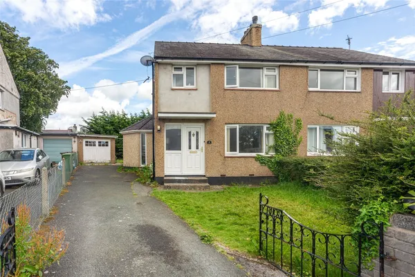 Y Rhos,, Penrhosgarnedd, Bangor, Gwynedd, LL57