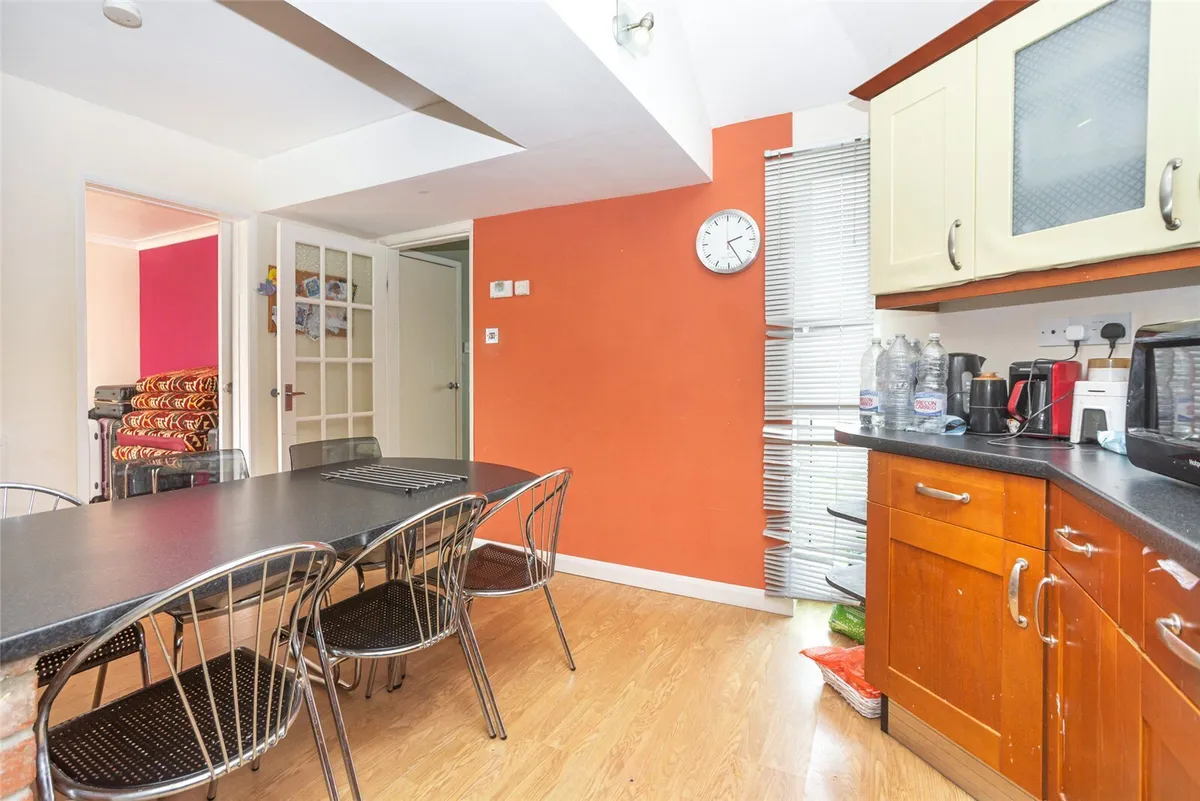 Y Rhos,, Penrhosgarnedd, Bangor, Gwynedd, LL57