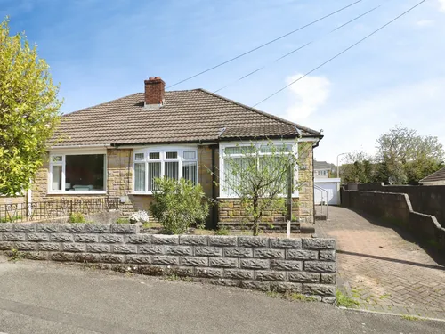 Queens Drive, Llantwit Fardre, Pontypriddphoto