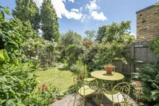 Palewell Park, London, SW14 photo 3