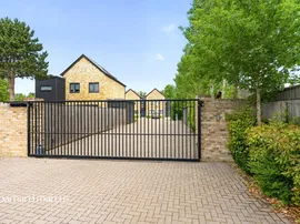 Windsor Gardens, Epsom photo