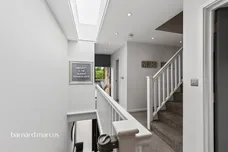 Windsor Gardens, Epsom