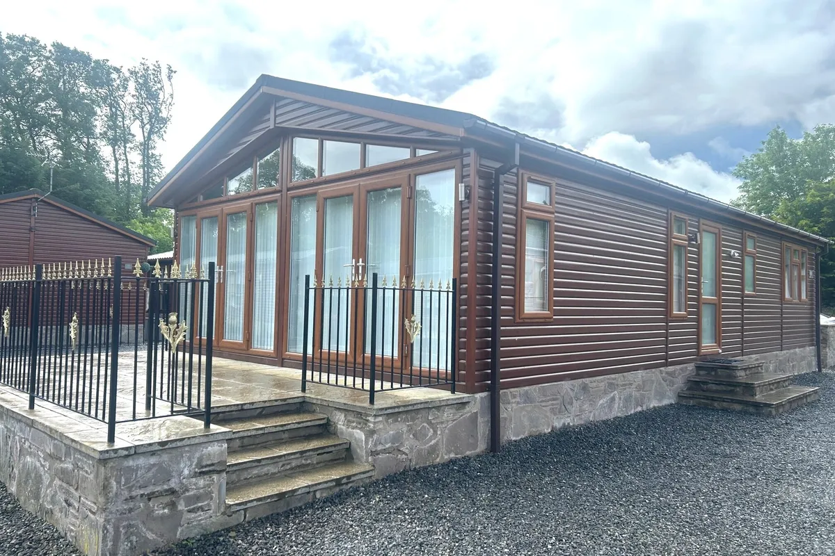 Grand Eagles, Auchterarder