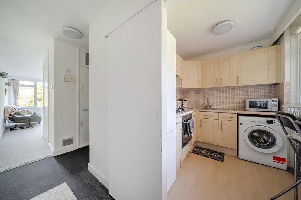 Putney Hill, London, SW15 photo 6