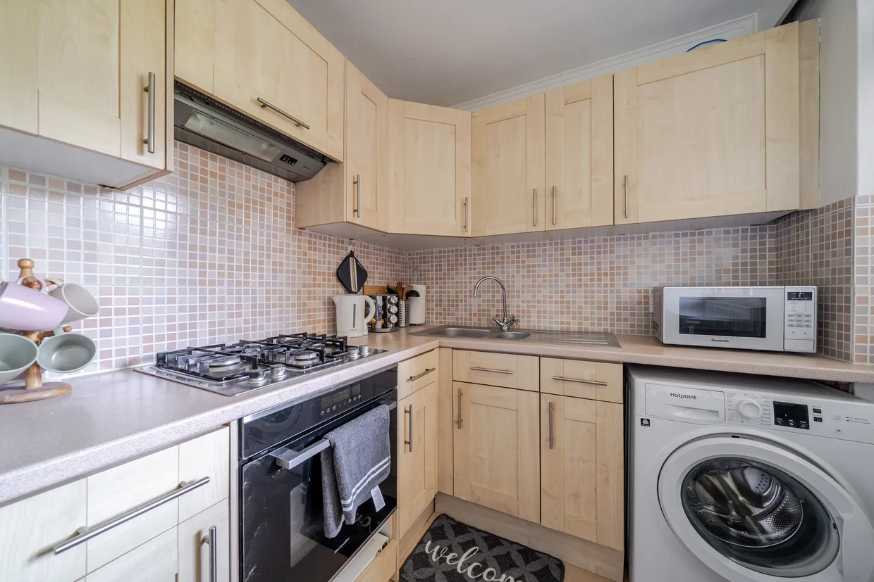 Putney Hill, London, SW15 photo 7