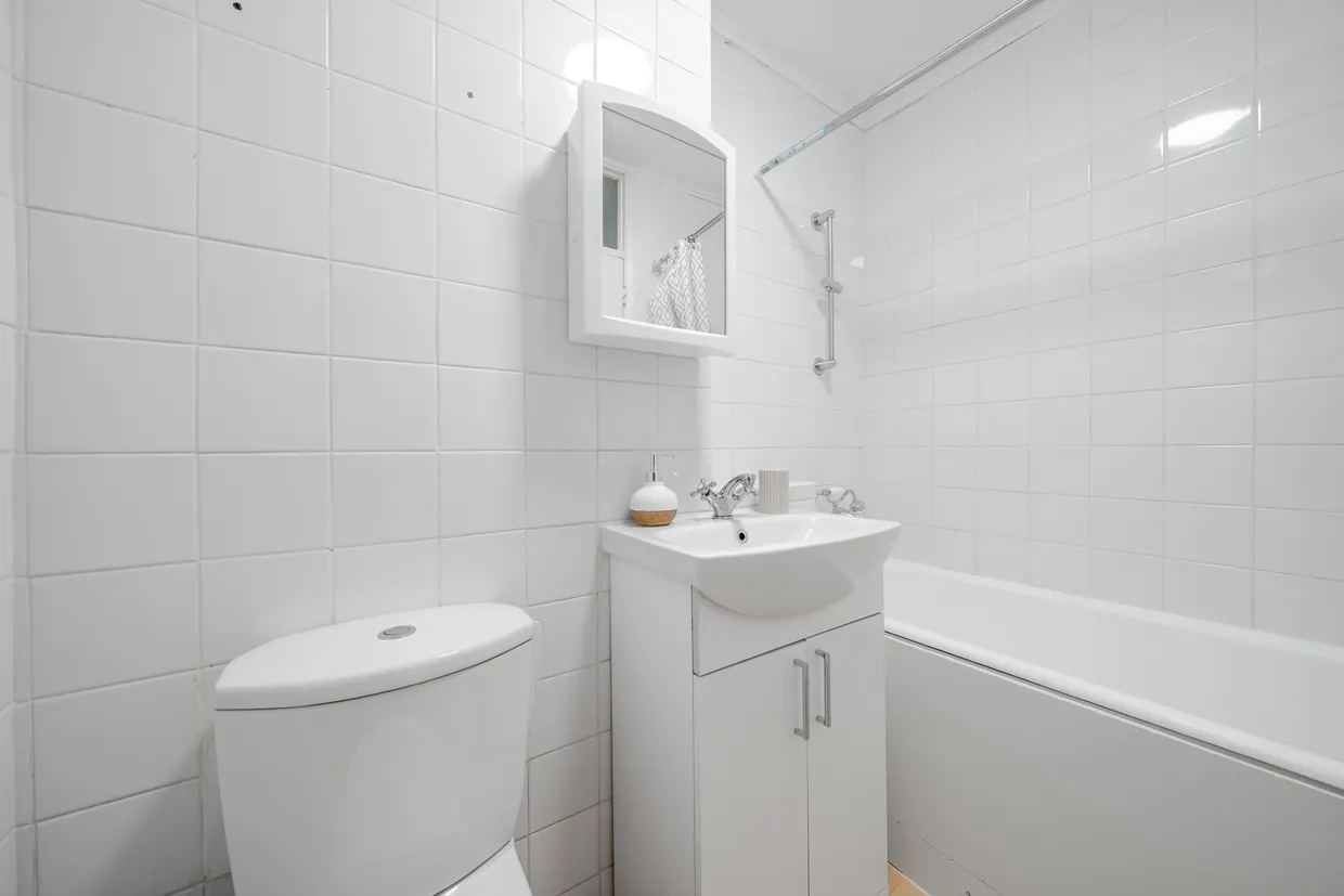 Putney Hill, London, SW15 photo 8