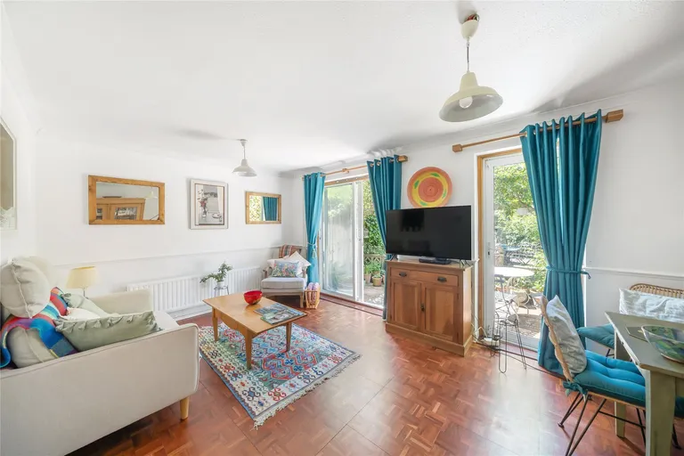 Inner Park Road, Southfields, London, SW19