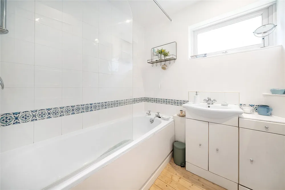 Inner Park Road, Southfields, London, SW19