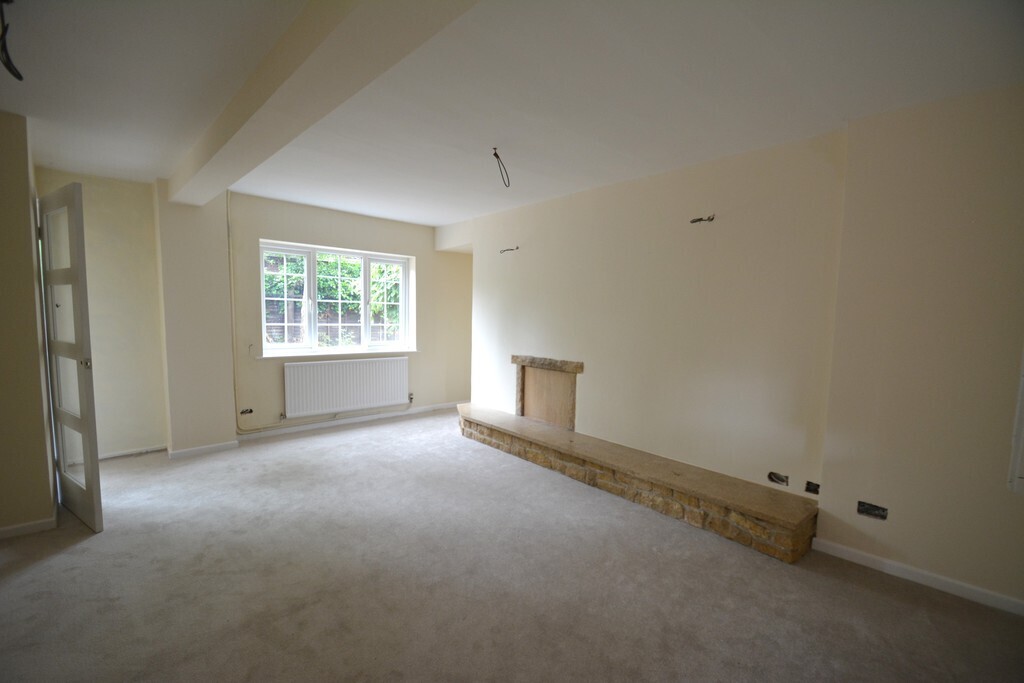 Yallops Close, Harleston Image 4