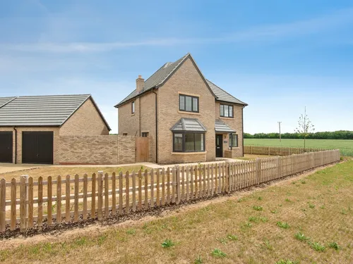 Muncey Grove, Bassingbourn, Roystonphoto