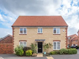 Cowslip Gate, DIDCOT photo