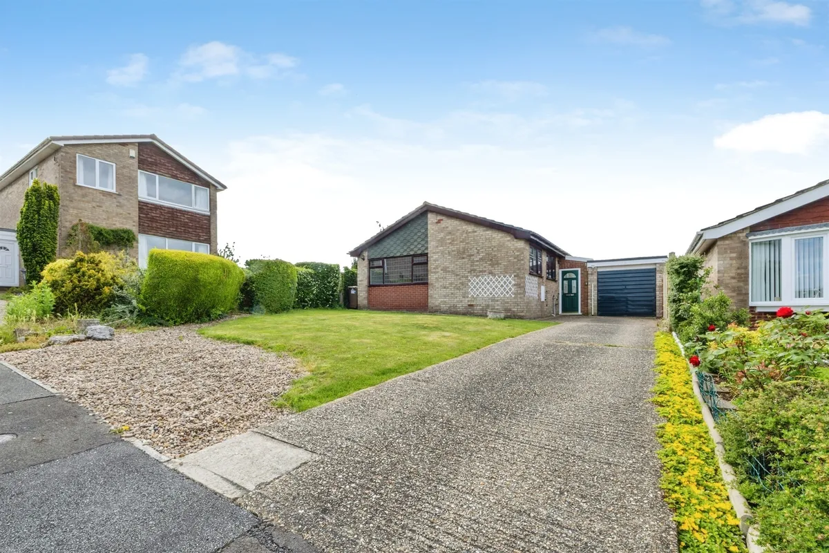 Yale Close, Washingborough, Lincoln