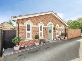 High Street, Thorpe-Le-Soken, Clacton-On-Sea thumb 2