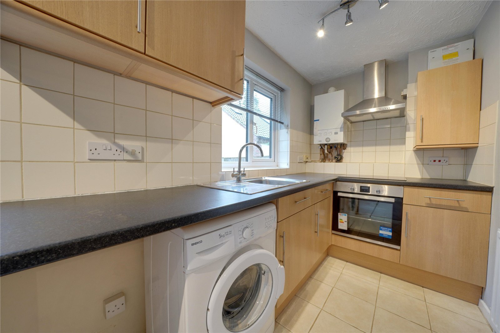Lapwing Court, Mildenhall, Bury St. Edmunds, Suffolk, IP28 Image 3