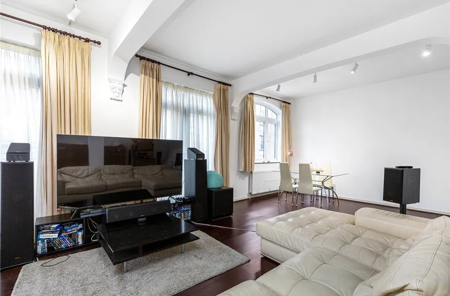 Property Photo 3