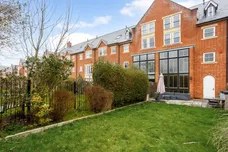 The Cloisters Bridgeman Drive SL4 photo 20