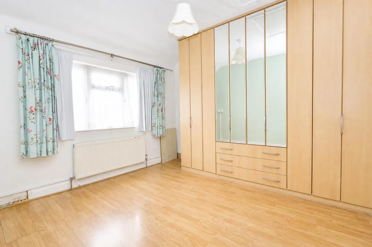 Rockliffe Avenue, Kings Langley, Hertfordshire, WD4 8DR