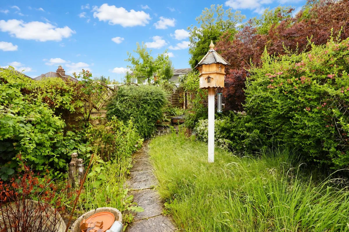 Rockliffe Avenue, Kings Langley, Hertfordshire, WD4 8DR
