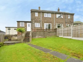 Nightingale Close, Lea Bridge, MATLOCK thumb 2