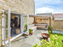 Lily Road, Frome thumb 3