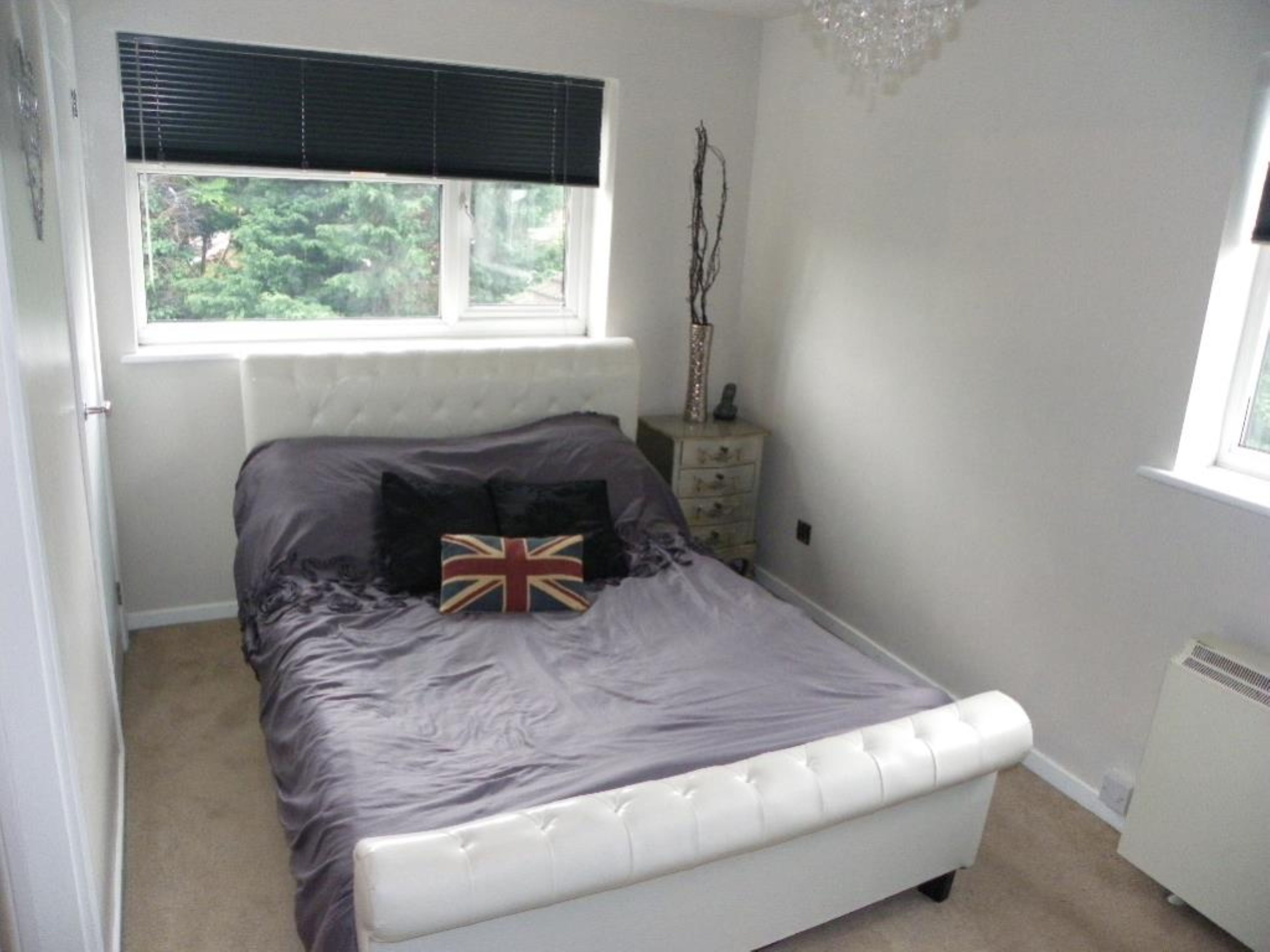 Rushmoor Drive Image 5