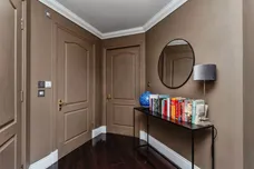 Knightsbridge Court, Chester
