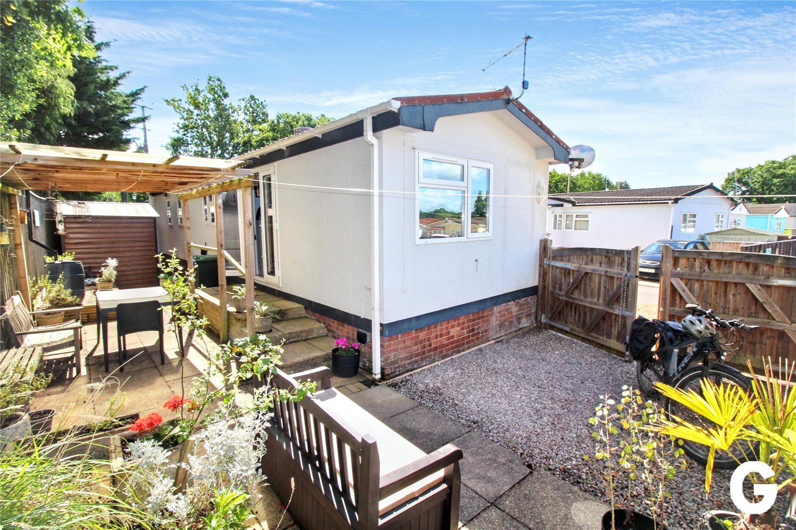 North Drive, Oak Tree Park, St. Leonards, Ringwood, BH24 Image 2