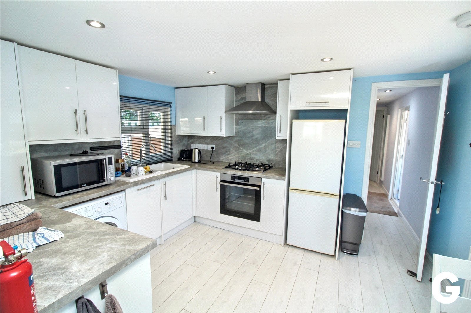 North Drive, Oak Tree Park, St. Leonards, Ringwood, BH24 Image 4