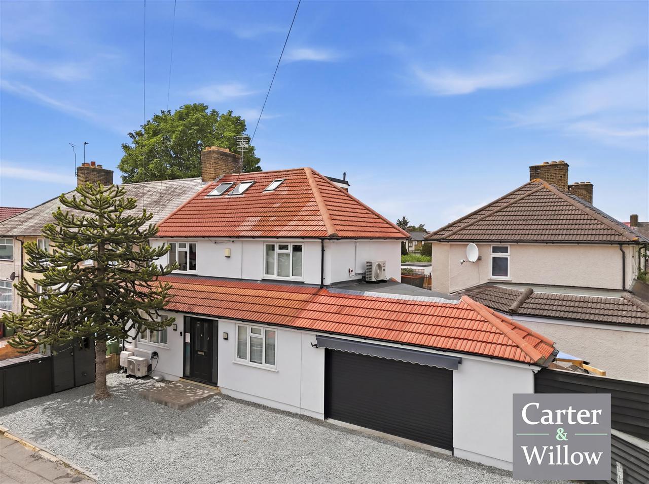 Dronfield Gardens, Dagenham, Essex Image 3
