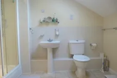 3 Cottonham Close, North Finchley