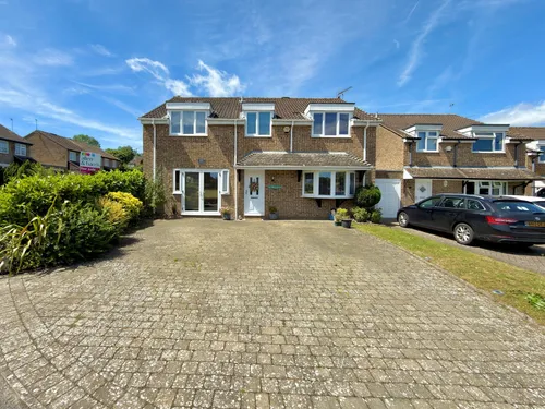 Sevenfields, Highworth, SWINDONphoto