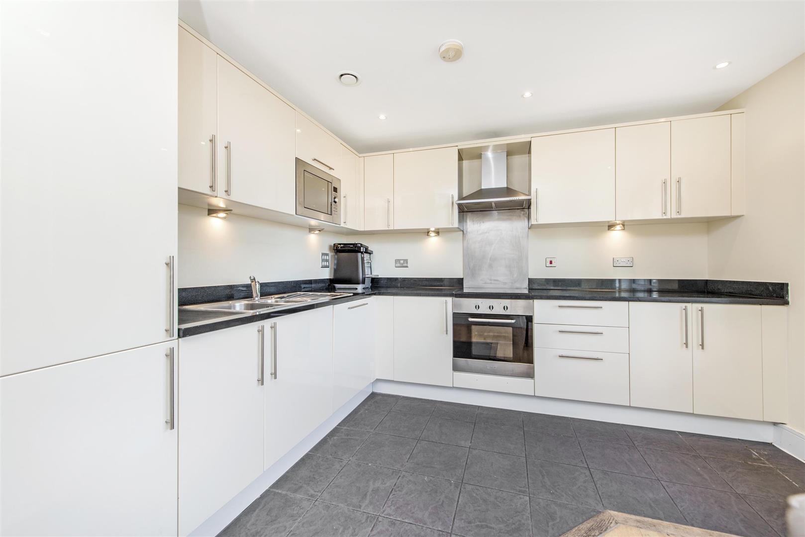 Indescon Square, Canary Wharf - NO HMO Image 4