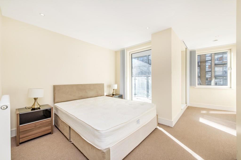 Indescon Square, Canary Wharf - NO HMO Image 6