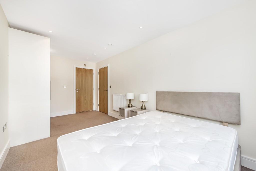 Indescon Square, Canary Wharf - NO HMO Image 7