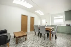 Park Avenue Hounslow TW3 photo 2