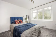 Park Avenue Hounslow TW3 photo 4