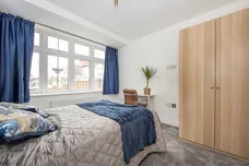 Park Avenue Hounslow TW3 photo 5