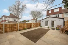 Park Avenue Hounslow TW3 photo 8