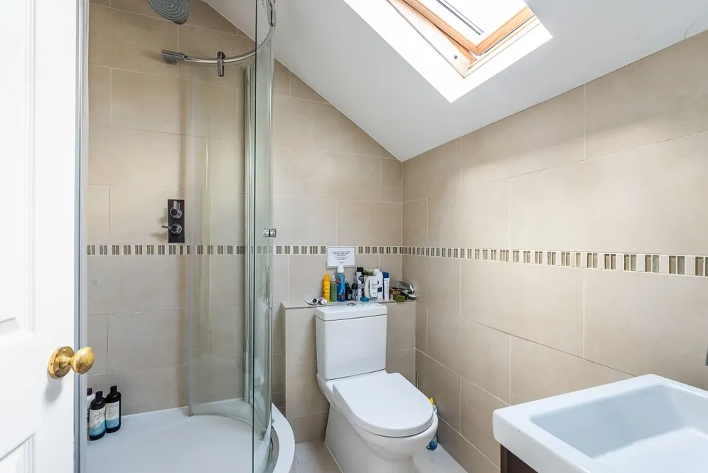 Hambalt Road Clapham SW4 photo 11