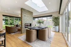 Coppice Hill, Pulborough, RH20 photo 3