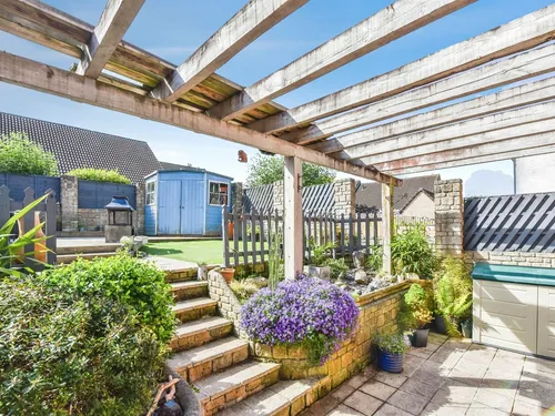 Nightingale Avenue, Fromephoto