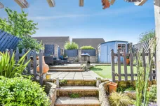 Nightingale Avenue, Frome