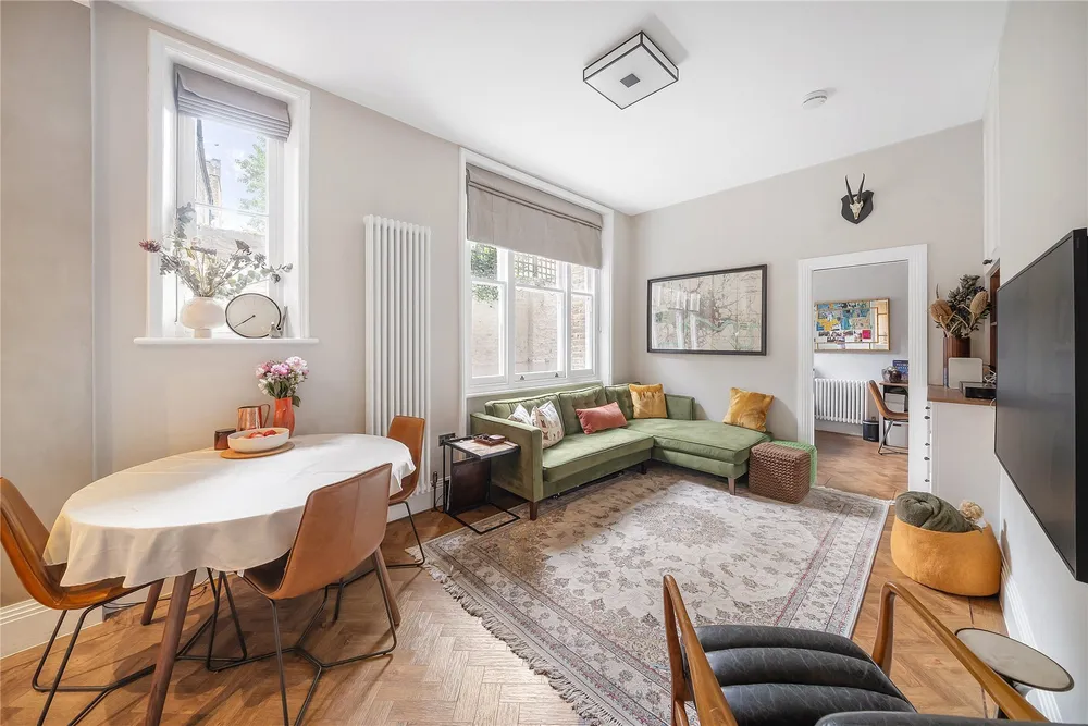 Earl's Court Square, London, SW5