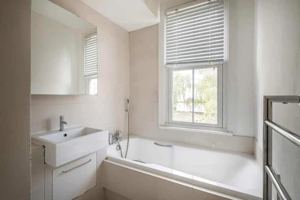 Buxton Road, London, SW14 photo 7