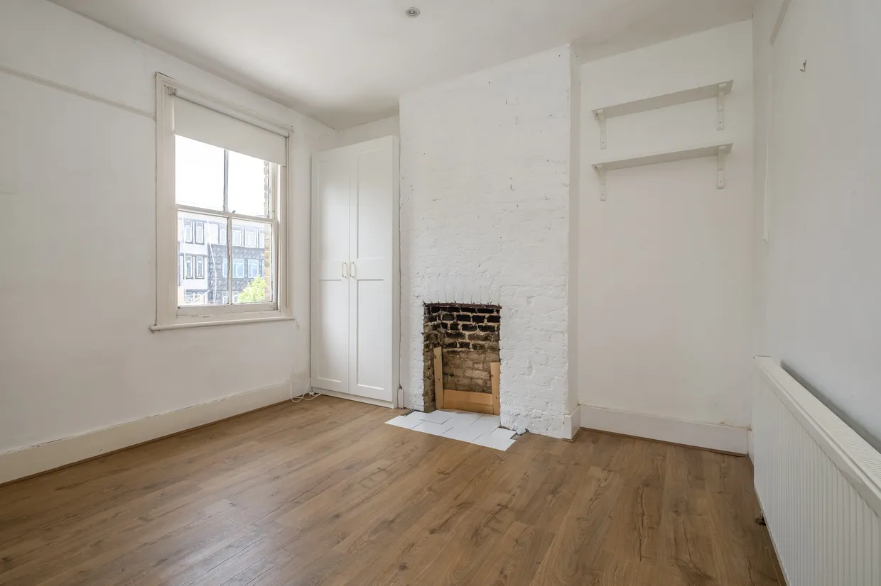Buxton Road, London, SW14 photo 9
