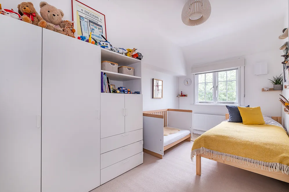 Bensbury Close, London, SW15 photo 9