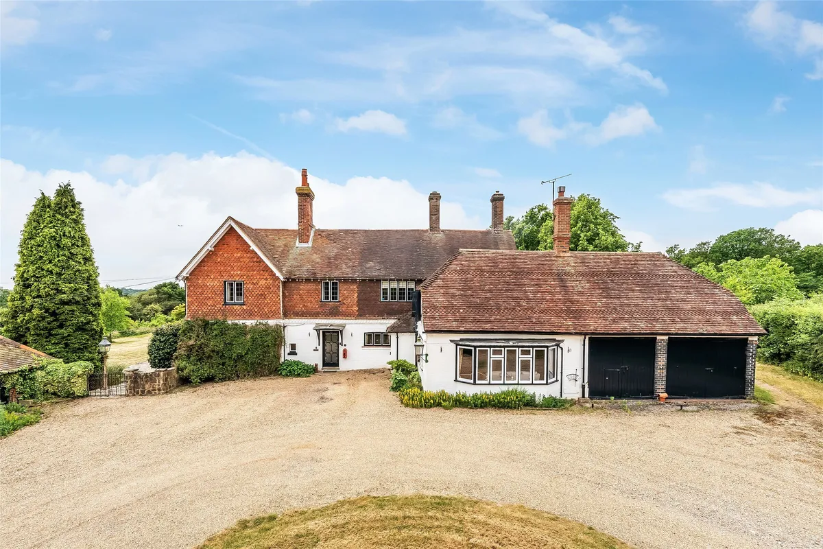 Misbrooks Green Road, Beare Green, Dorking, RH5