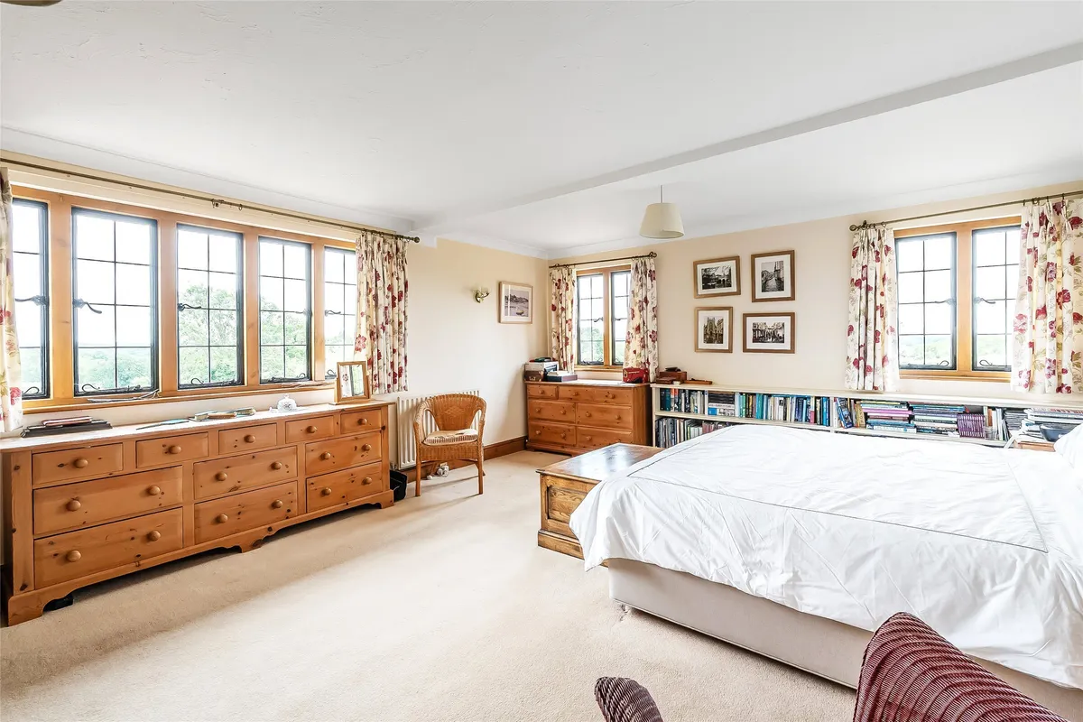 Misbrooks Green Road, Beare Green, Dorking, RH5