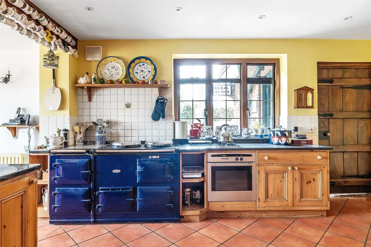 Misbrooks Green Road, Beare Green, Dorking, RH5