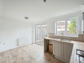 Regents Close, Scunthorpe thumb 3